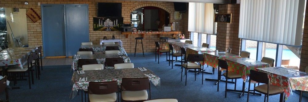 Adrian Motel Forbes Luaran gambar